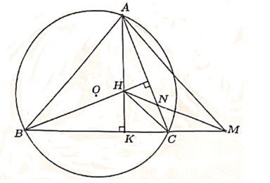 Cho tam giác \[ABC\;\left( {AB > BC > AC} \right)\] có ba góc nhọn nội tiếp đường tròn  (ảnh 1)