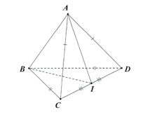 Cho tứ diện \(ABCD\) có \(AC = AD,BC = BD\). Xác định số đo góc hai đường thẳng \(CD,AB\) (ảnh 1)
