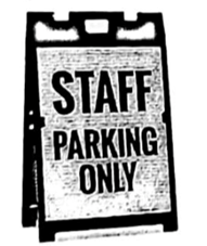 What does the sign say? (ảnh 1)