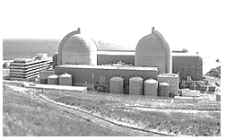 Nhà máy điện hạt nhân Diablo Canyon ở California, Mỹ sử dụng các bó thanh nhiên liệu, mỗi bó nặng 20 kg chứa (ảnh 1)