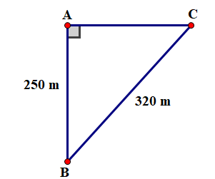 Một khúc sông rộng khoảng 250 m. Một chiếc thuyền muốn qua sông theo phương ngang nhưng bị dòng nước đẩy theo phương xiên, nên phải đi khoảng 320 m mới sang được bờ bên kia. Hỏi dòng nước đã đẩy thuyền lệch đi một góc bao nhiêu độ? (làm tròn đến độ). (ảnh 2)