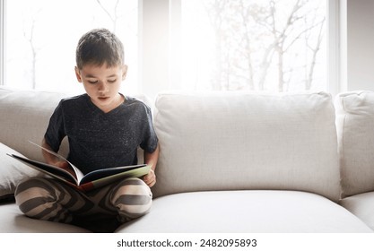 Listen and tick (✔) or cross (✘). (ảnh 1)