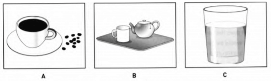 What does the woman finally buy to drink? (ảnh 1)