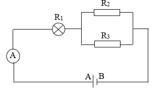 Cho mạch điện như hình vẽ. Đèn ghi 18V- 2,5A, R1 = 6 Ω, R2 = 4 Ω. Cần đặt vào hai đầu đoạn mạch một hiệu điện thế bằng bao nhiêu để đèn sáng bình thường. Tính cường độ dòng điện chạy qua mỗi điện trở. (ảnh 1)
