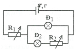 Cho mạch điện như hình vẽ, nguồn điện có suất điện động E = 6,6V điện trở trong r = 0,12Omega , bóng đèn và a) Điều chỉnh R_1 và R_2 sao cho 2 đèn sáng bình thường. Tính các giá trị của R_1 và R_2 (ảnh 1)