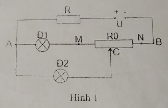 Cho mạch điện như hình 1. Hiệu điện thế nguồn U = 18V không đổi; điện trở R = 0,5 ôm; đèn  ghi (3V- 6W); đèn  ghi (3V - 3W); biến trở con chạy mắc giữa MN có giá trị toàn phần R_0 a. Cho R_0 = 6 ôm và con chạy C ở vị trí mà điện trở phần MC bằng 0,5 Ω (ảnh 1)