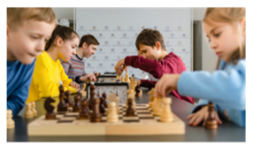 Listen and choose the correct picture. I play ______ at break time. (ảnh 3)
